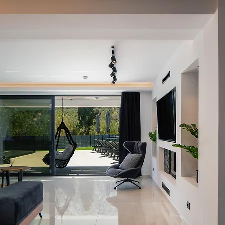 Del Sur Luxury Villa, Heated Pool & Utter Privacy, By Thinkvilla