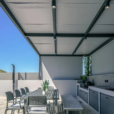 Villa Del Sur Luxury Villa, Heated Pool & Utter Privacy, By Thinkvilla *