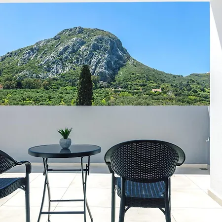 Villa Del Sur Luxury Villa, Heated Pool & Utter Privacy, By Thinkvilla Lefkogeia